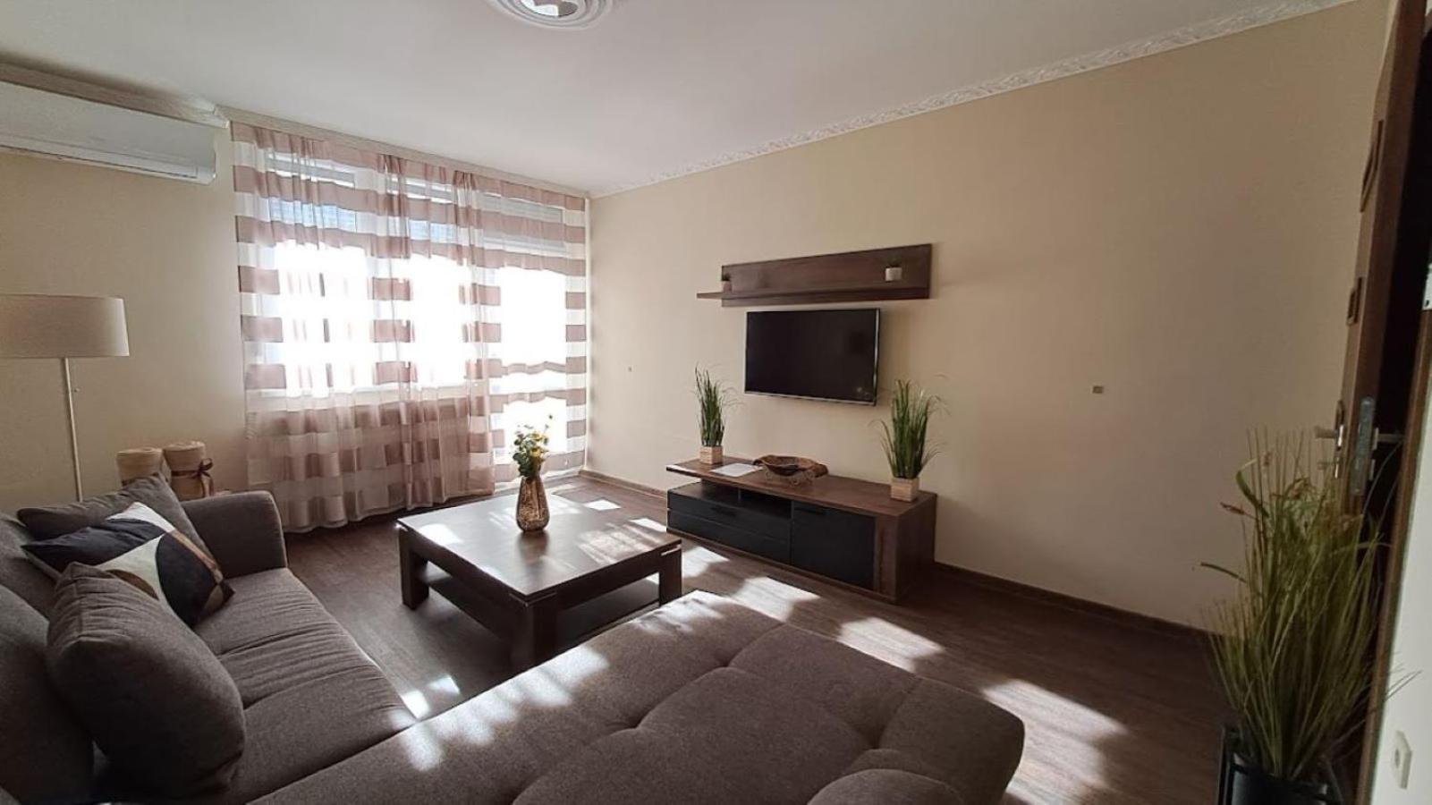Szilfak City Apartman Hajdúszoboszló Extérieur photo